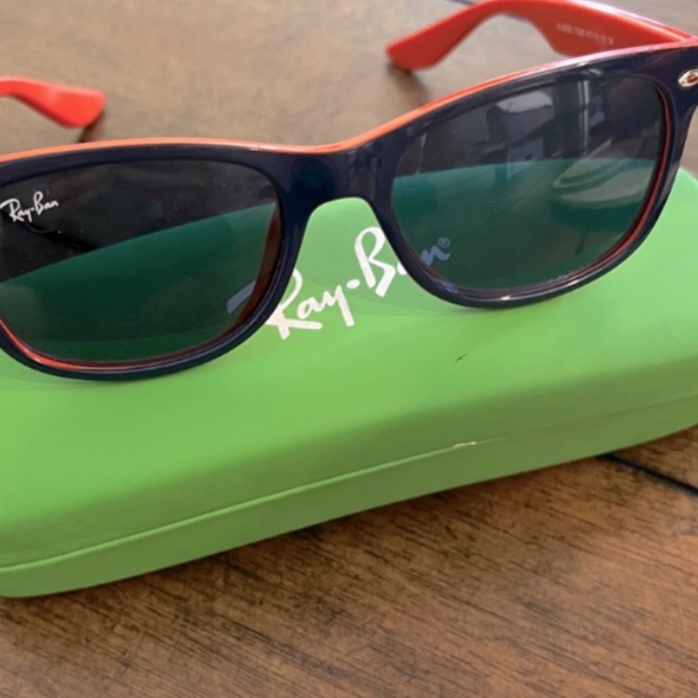 RAYBAN NEW DARK BLUE/ORANGE with case.